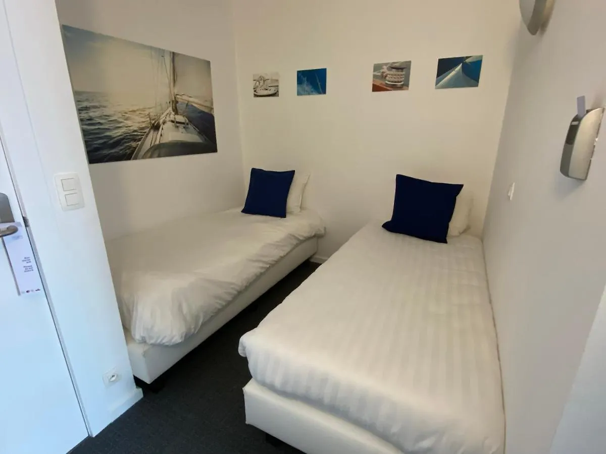 Avenue Beach Hotel Ostende 3*,